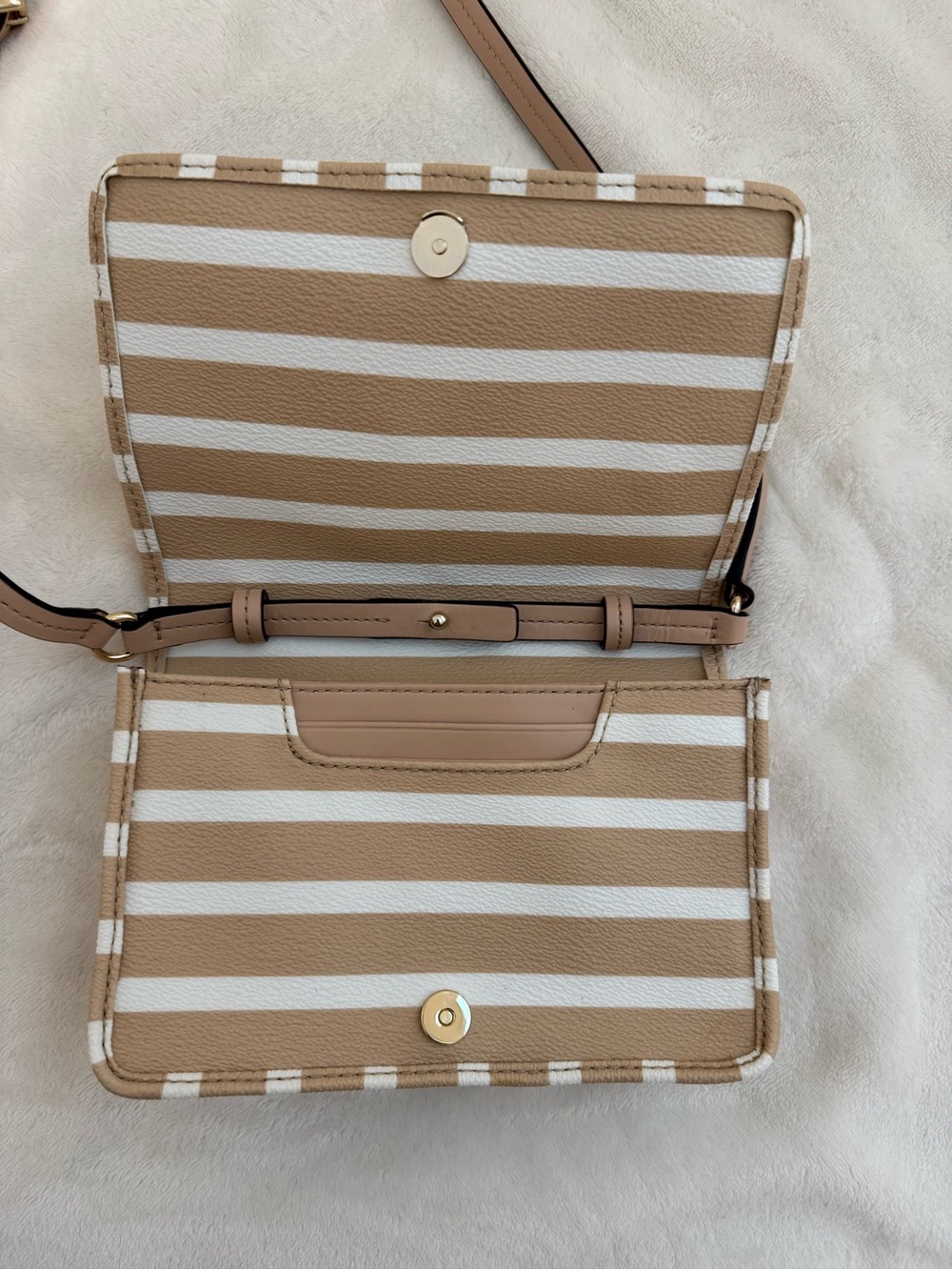 Kate Spade New York Beige White Striped Crossbody Bag Gold Logo Shoulder Purse - Picture 2 of 3